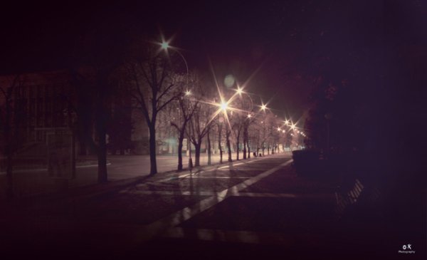 В городе гаснут ночные огни