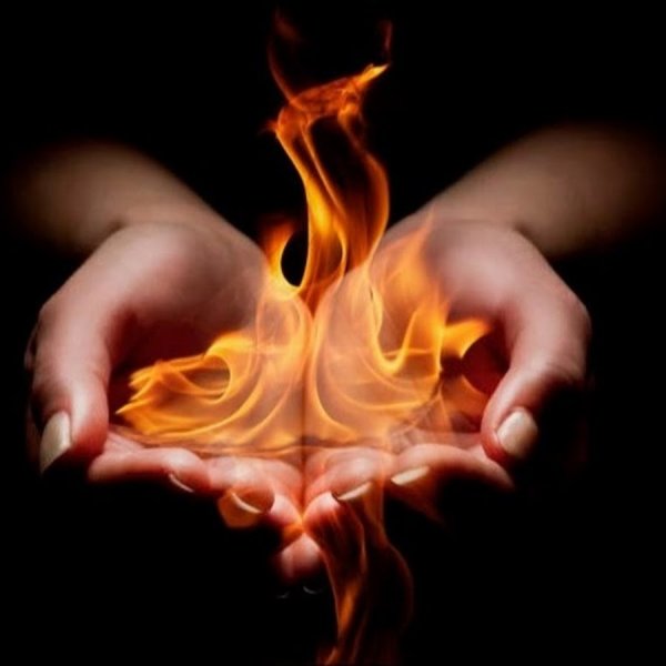 Пламя на ладони