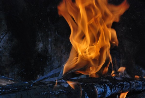 Черный огонь