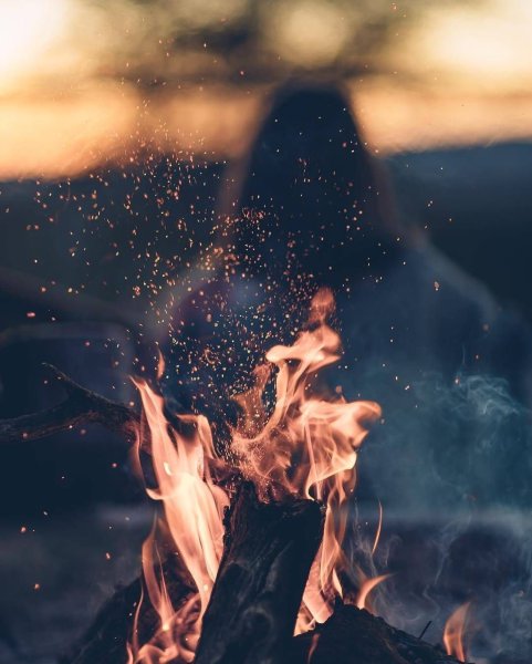 Девушка в огне Эстетика