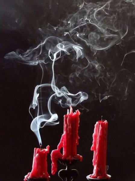 Дым свечи
