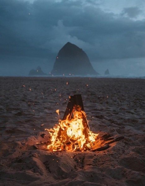Потухший костер арт
