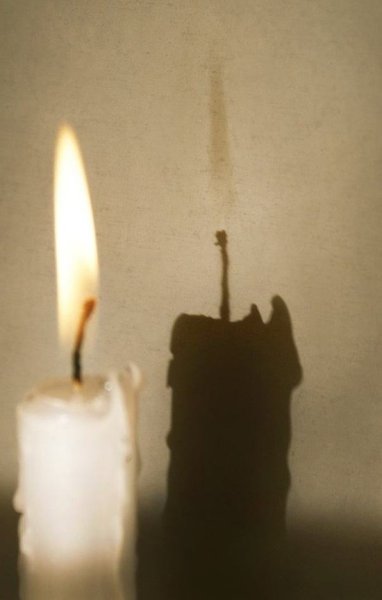 Тень от свечи