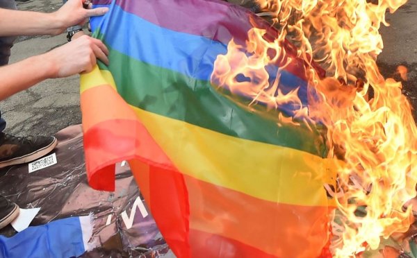 Жгут флаг ЛГБТ