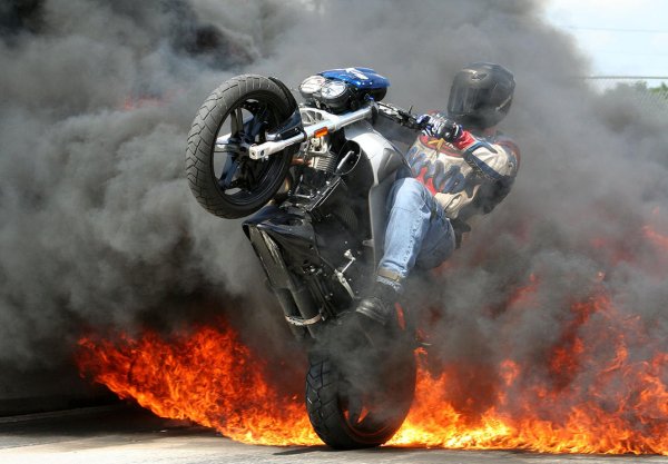 Дрифт на мотоцикле