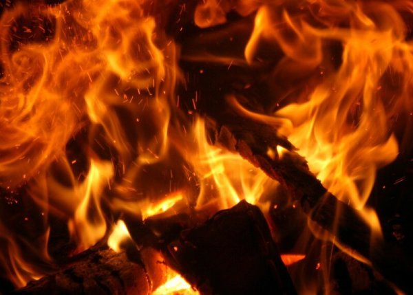 Горячее пламя