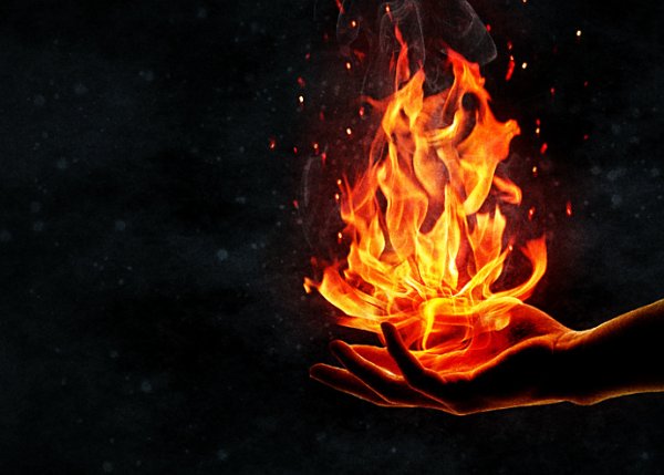 Пламя в руке