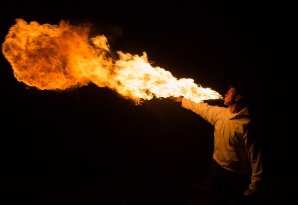 Пламя из горелки