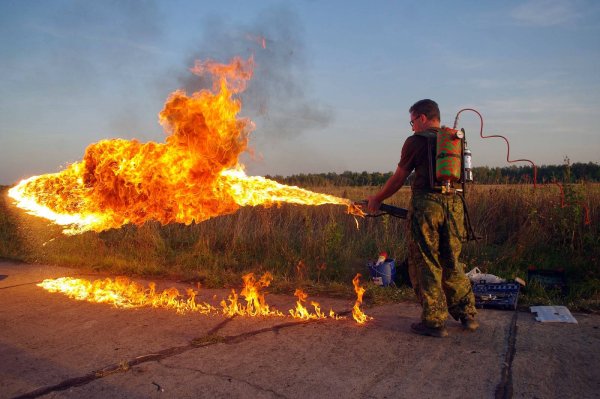 Ручной огнемет