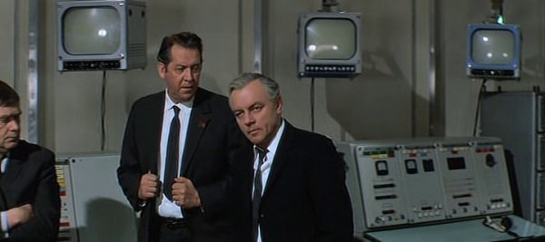 Кирилл Лавров Укрощение огня