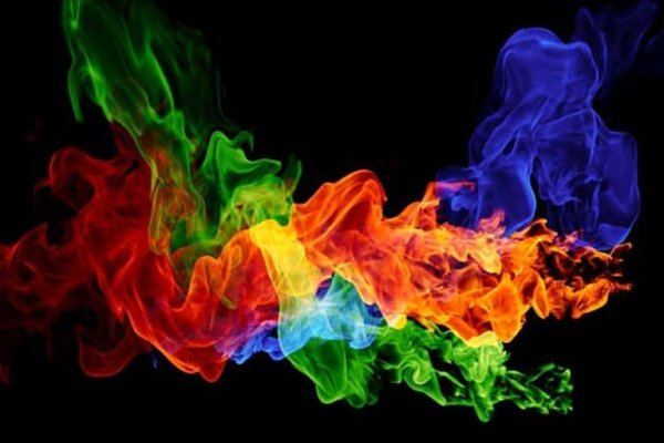 Радужный огонь разных цветов