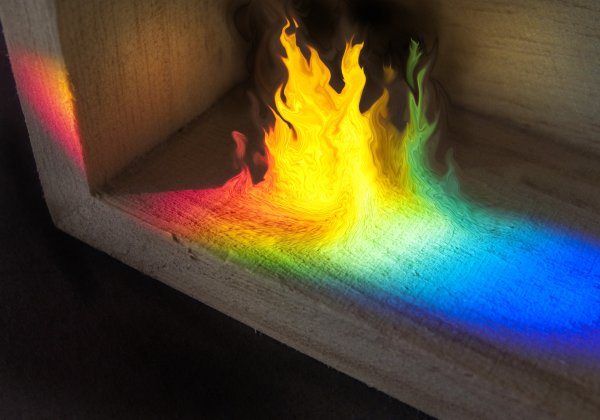 Разноцветное пламя