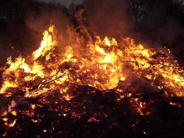 Огонь пожар