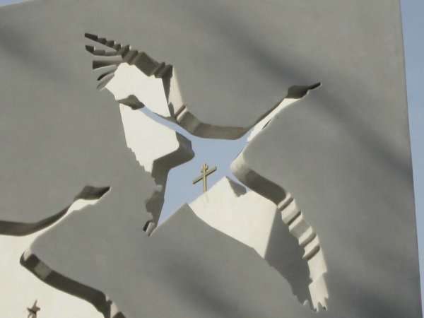 Белые Журавли и солдаты