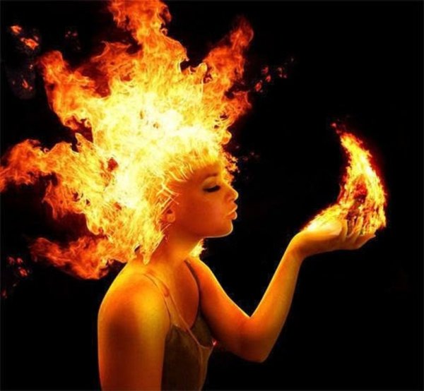 Волосы огонь