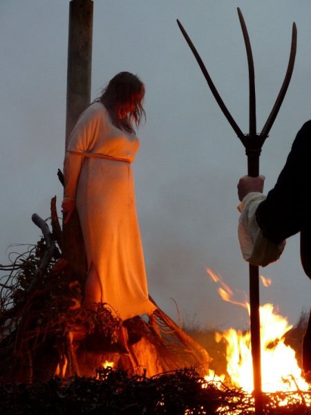 Анна-Софи Франк инквизиция (сериал, 2012)