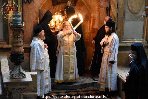 Схождение Благодатного огня в Иерусалиме прямая трансляция