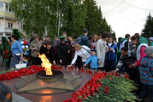 Курган мемориал вечный огонь