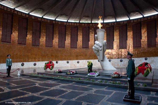 Вечный огонь Волгоград Мамаев Курган