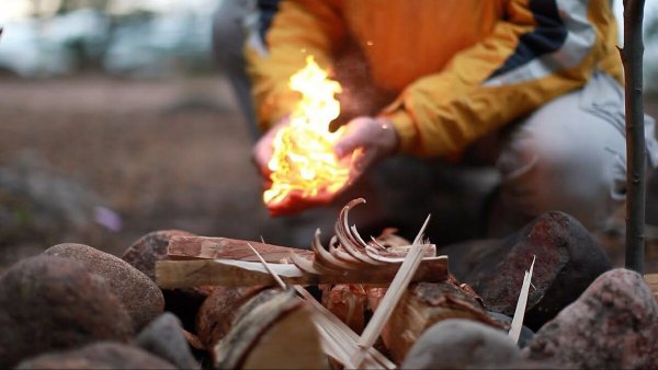 Разжигание костра