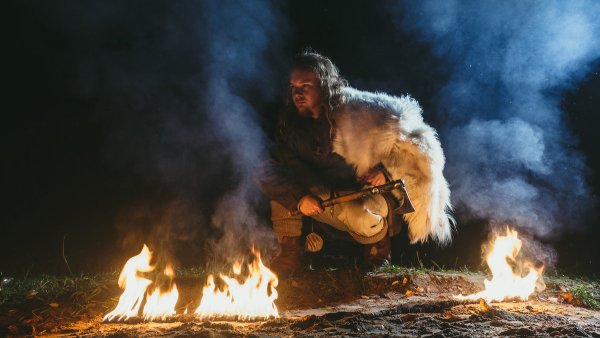 Викинги у костра