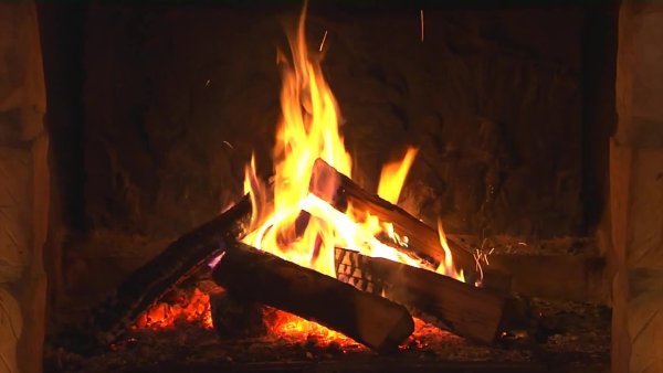 Огонь в камине