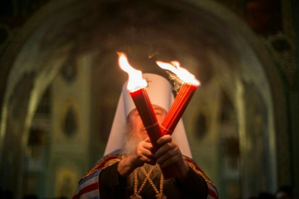 Благодатный огонь на Пасху