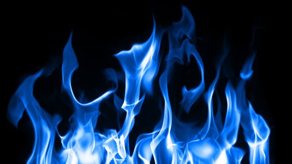 Синее пламя газа