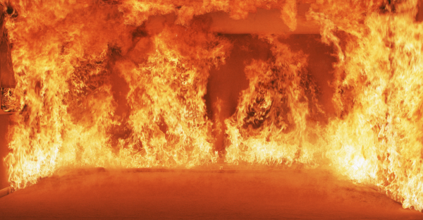 Горящая ткань