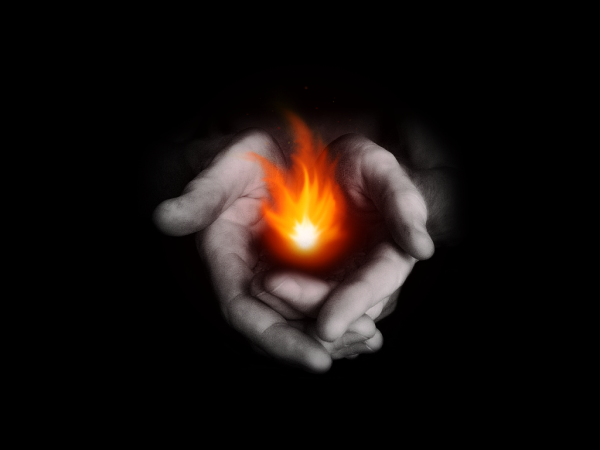 Огонь на ладони