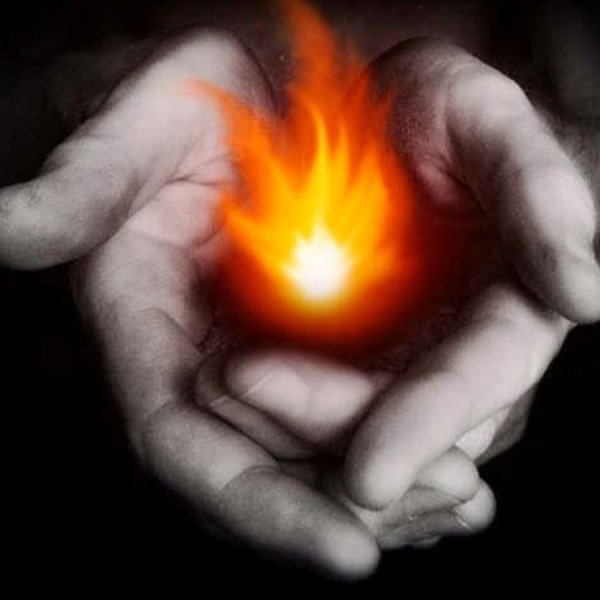 Пламя на ладони