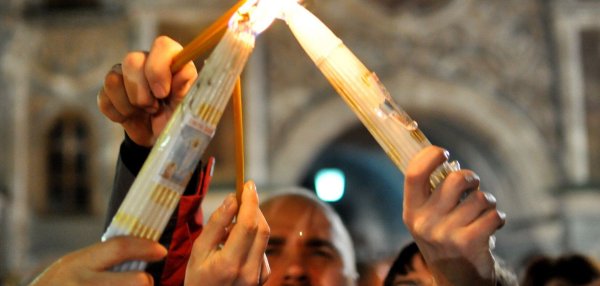 Схождение огня в Иерусалиме в 2021 г