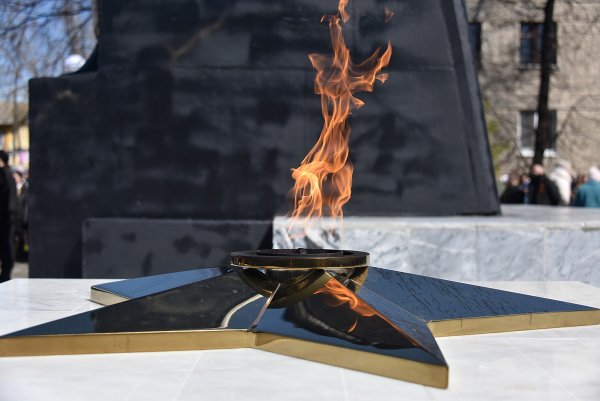 Артёмовский Свердловской области вечный огонгб