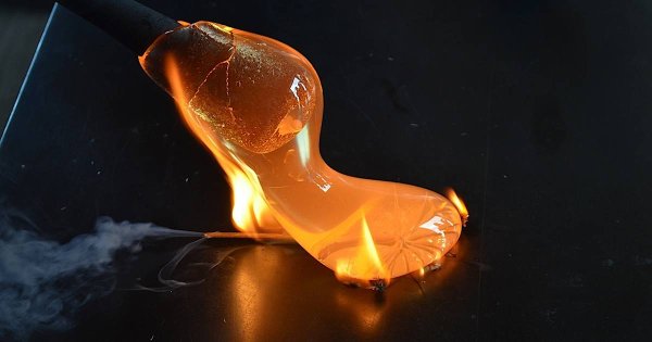 Расплавленное стекло