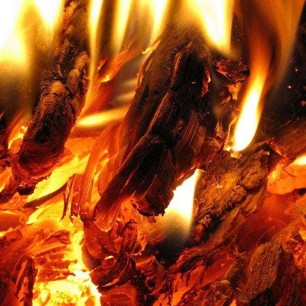 Сильный Жар огня