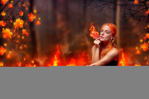 Осенью женщина огненно нежная