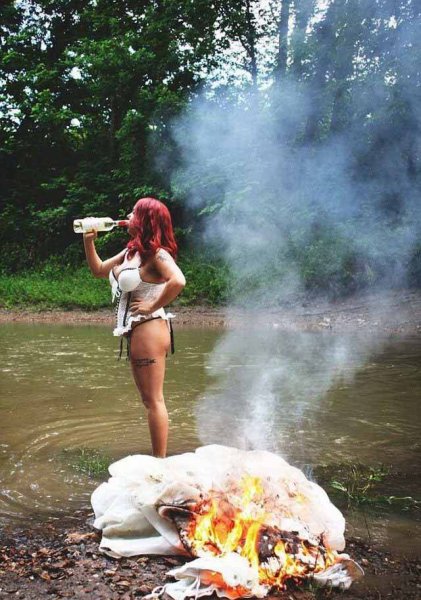 Безумные девушки