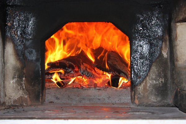 Горящая печь