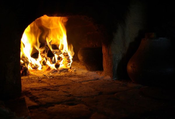 Огонь в русской печке