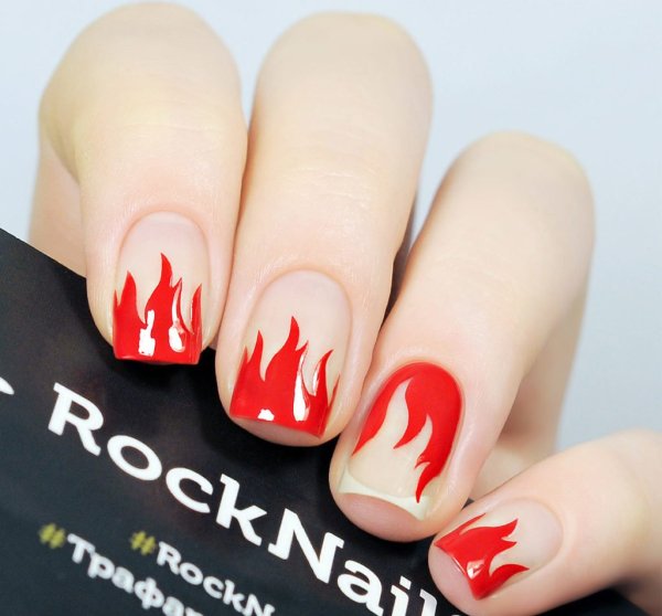 Маникюр огонь на ногтях