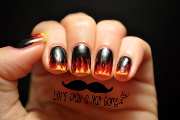 Пламя на ногтях