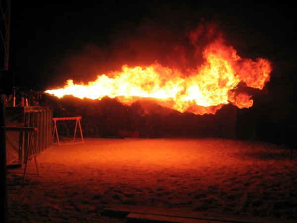 Пламя огнемета