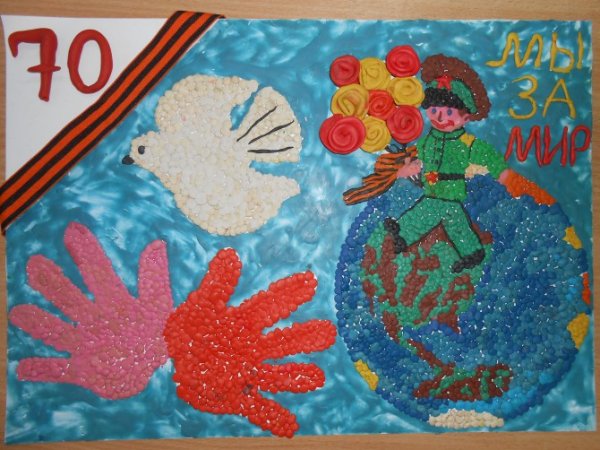 Коллективная поделка к Дню Победы