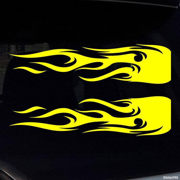 Наклейка на машину пламя
