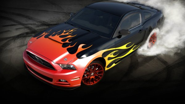 Ford Mustang 2010 с пламенем