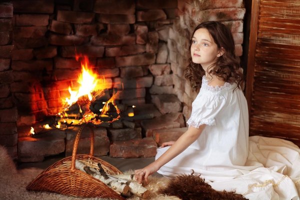 Женщина у очага