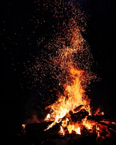 Красивый костер