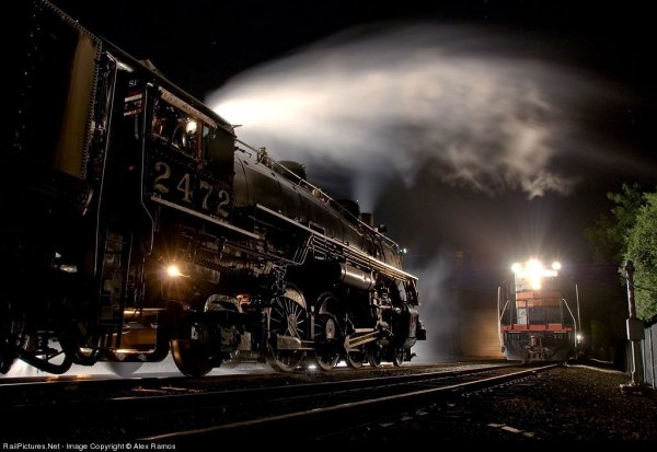 Паровоз SP 2472