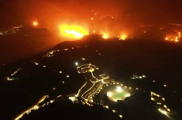 Пожар в Олимпии фото