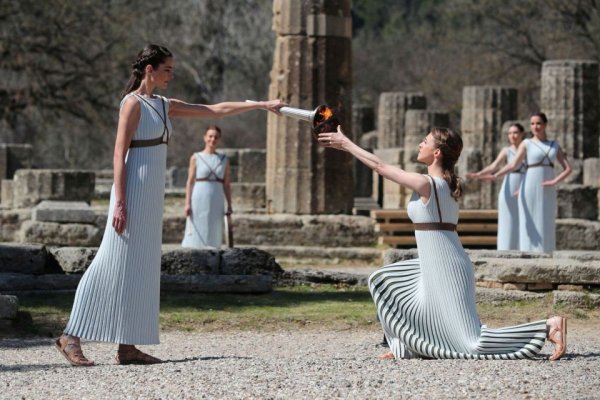 Греция Олимп зажжение огня